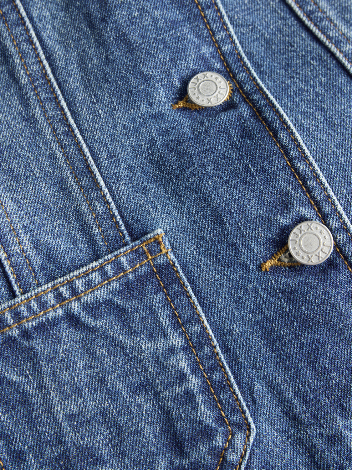 model_shot-detail